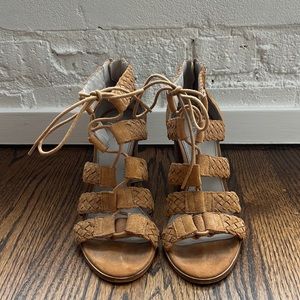 HINGE Braided Lace Up Block Heel Size 7